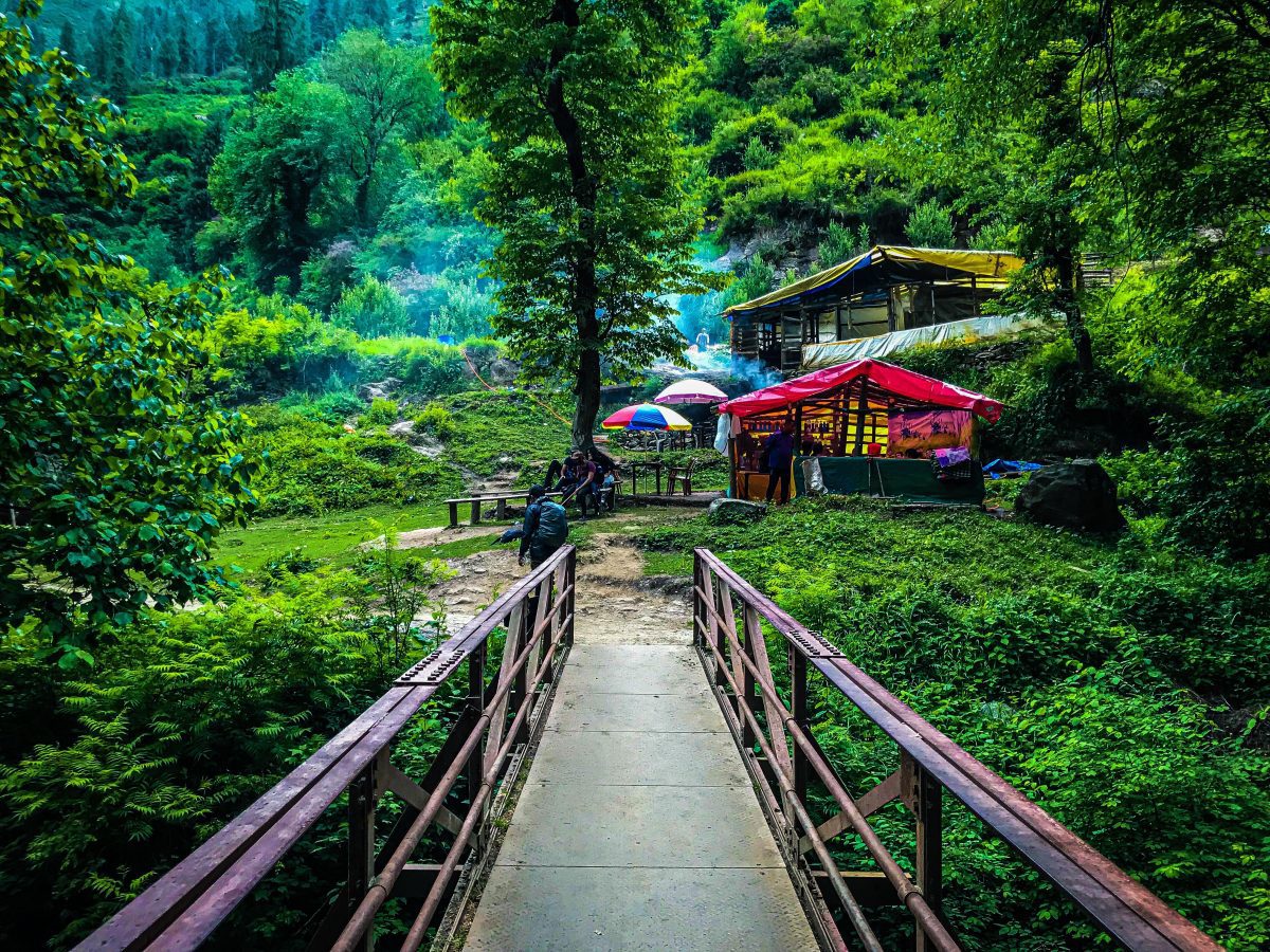 trek in kasol